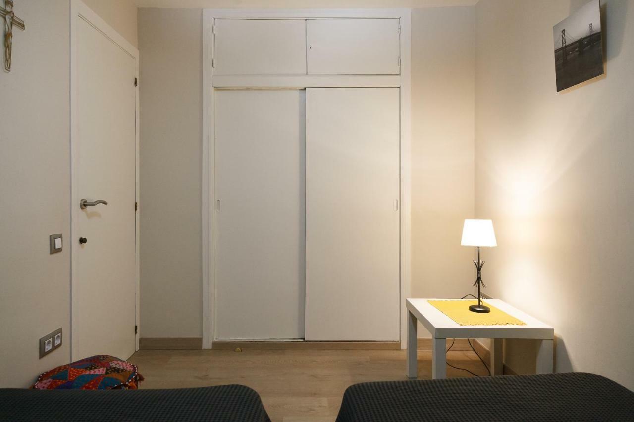 Uhc Acantilados Family Apartments سالو المظهر الخارجي الصورة