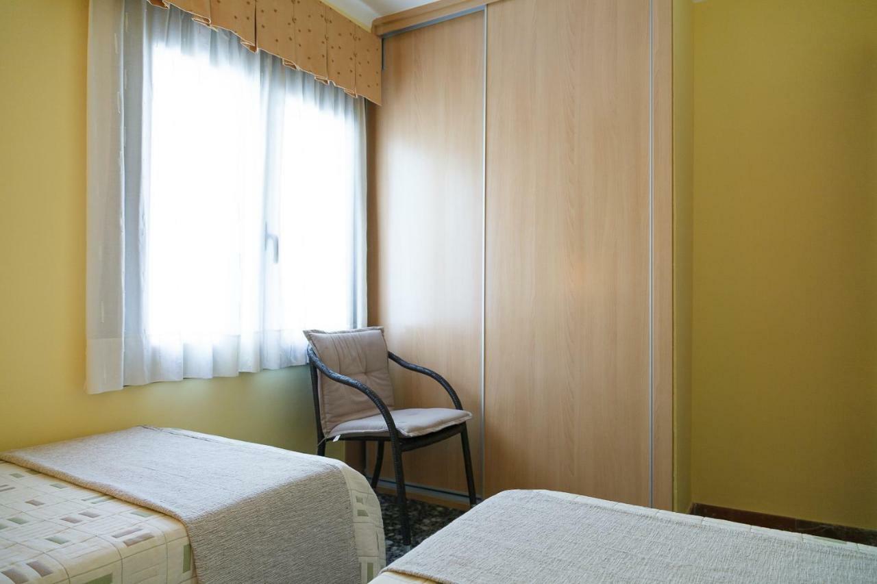 Uhc Acantilados Family Apartments سالو المظهر الخارجي الصورة