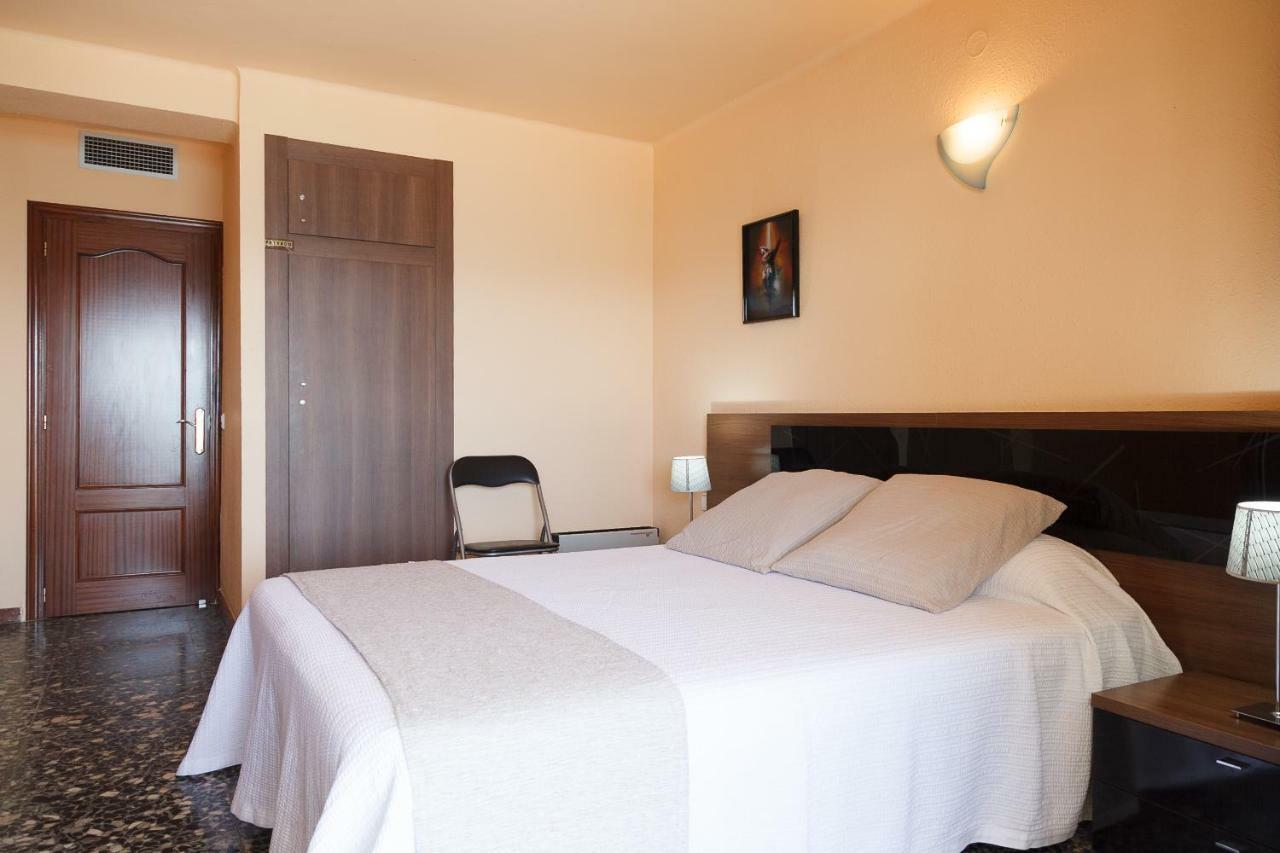 Uhc Acantilados Family Apartments سالو المظهر الخارجي الصورة